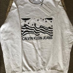 Calvin Klein men’s pullover sweatshirt, L